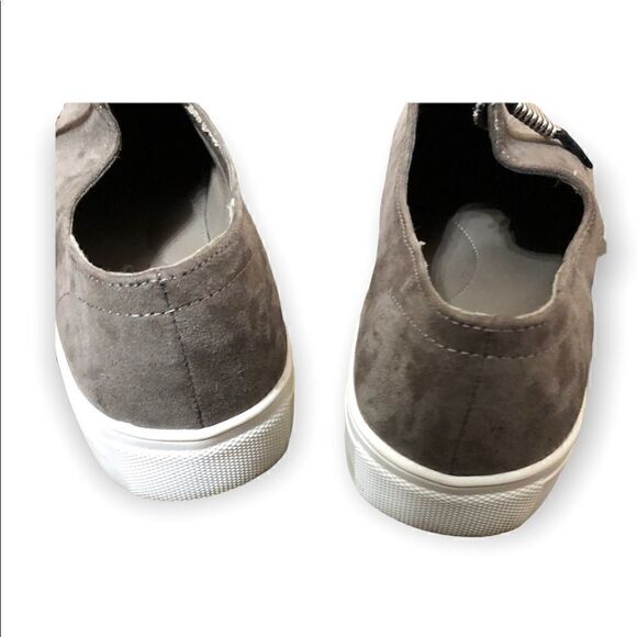 Womens gray Madden kudos sneaker with top zipper. Slip ons. - Picture 2 of 6